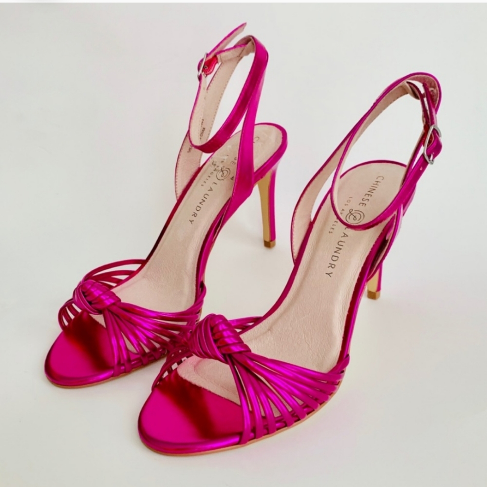 Chinese Laundry Rosita heel in metallic hot pink